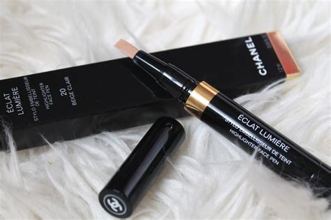 chanel eclat lumiere highlighter face pen review|eclat lumiere highlighting pen reviews.